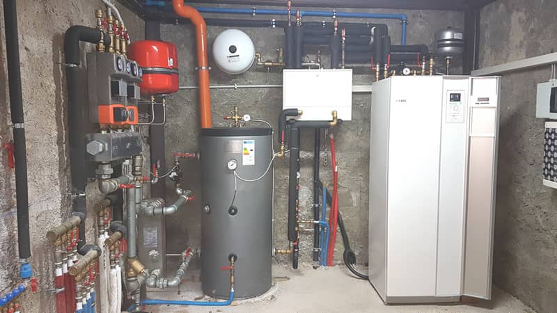 Centrale termica impianto geotermico condominiale.